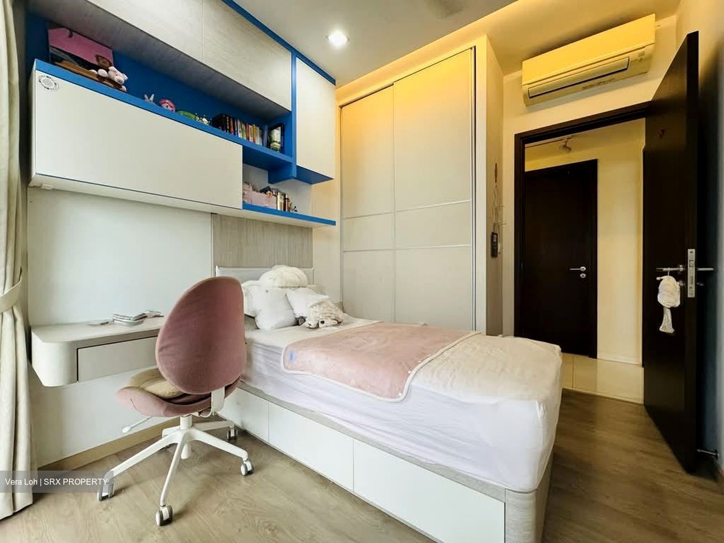 Heron Bay (D19), Condominium #581130361